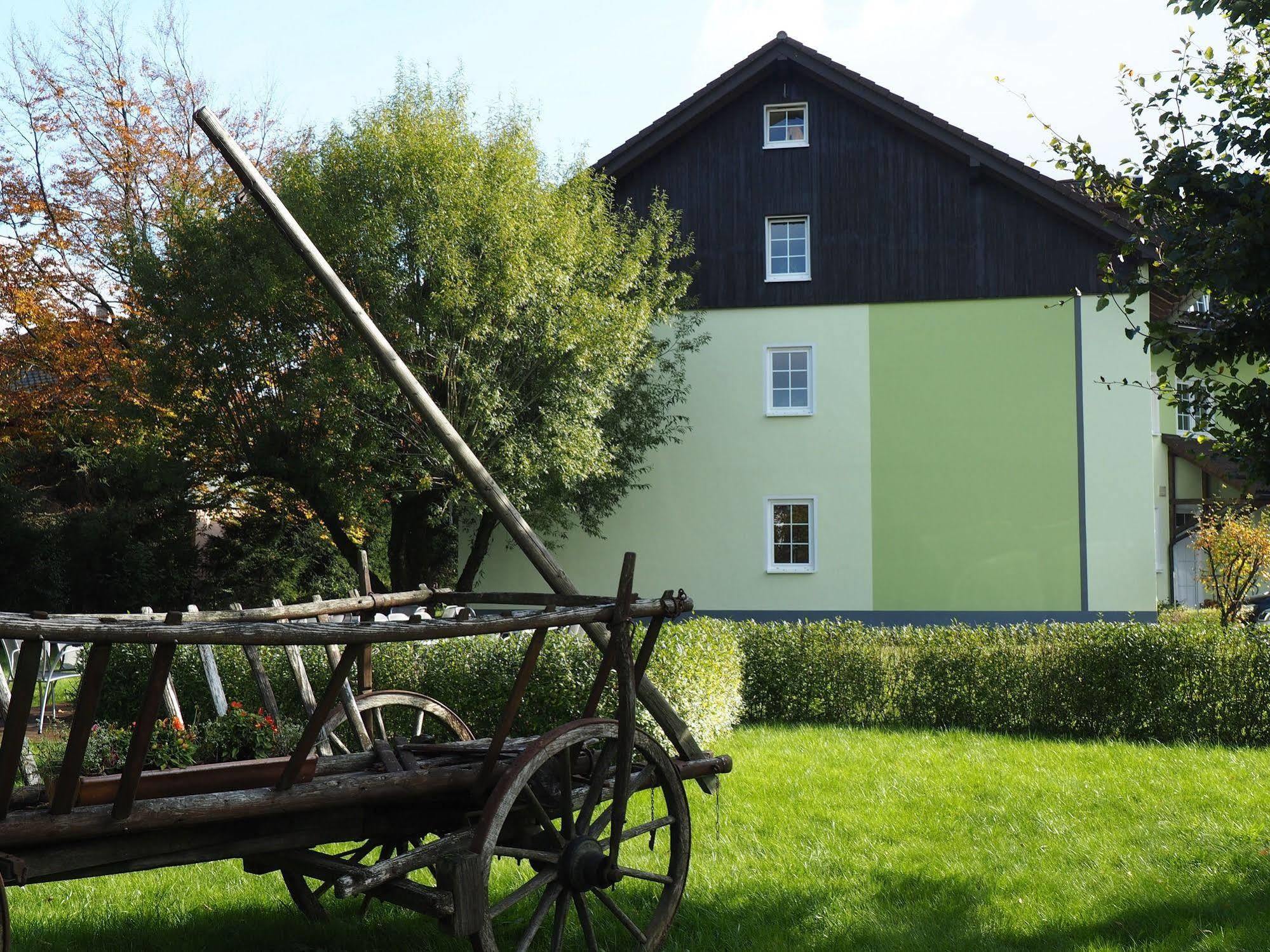 Rennsteighotel Herrnberger Hof Neuhaus am Rennweg Extérieur photo